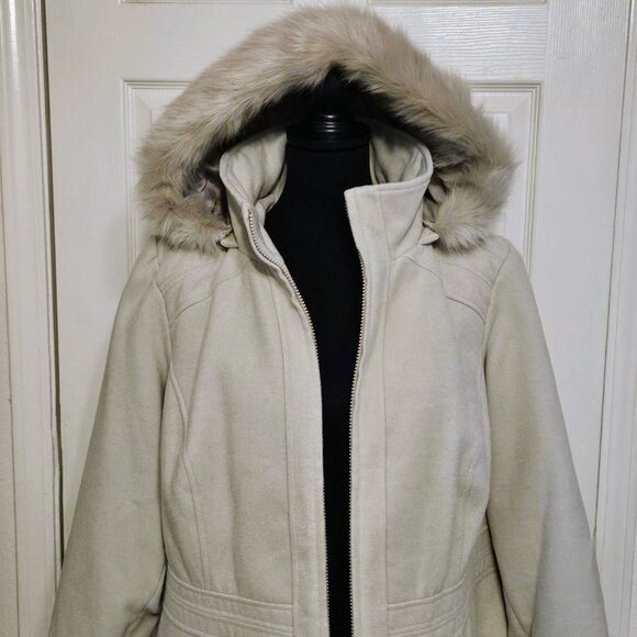 Warm Winter Coat Beige Bone color - like New - Picture 9 of 11